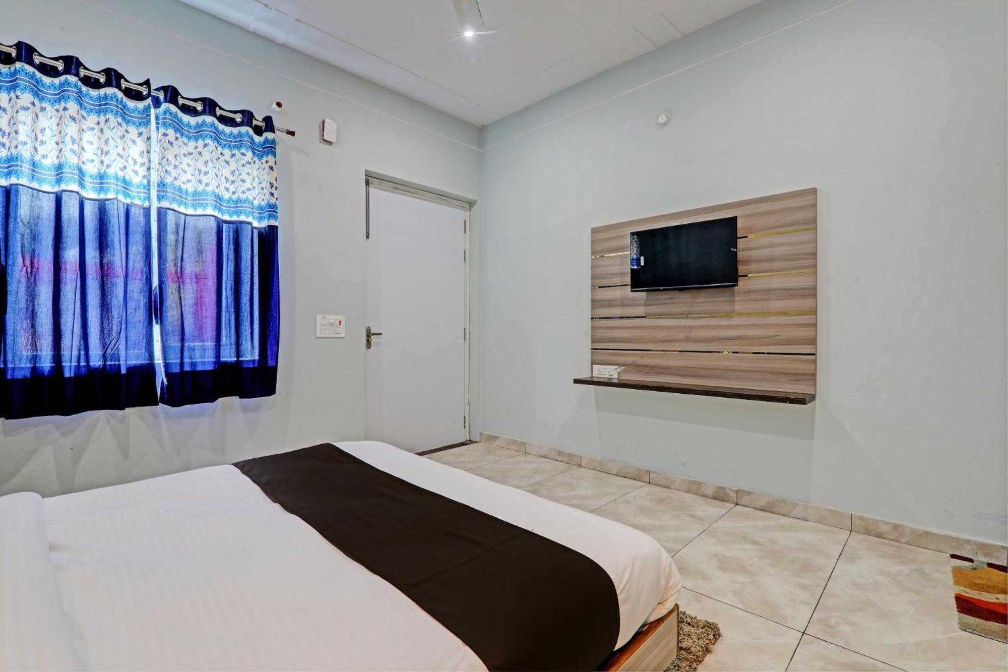 Hotel Collection O Maharaja Varanasi